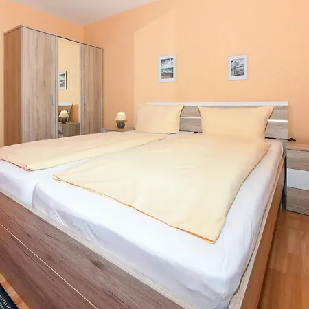 Apartment Haus Meeresleuchten Bensersiel